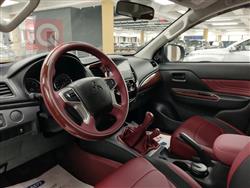 میتسوبیشی L200